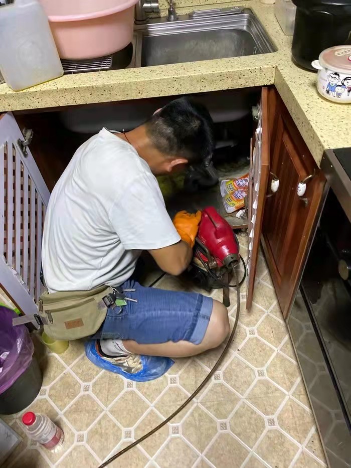 龙子湖通下水道